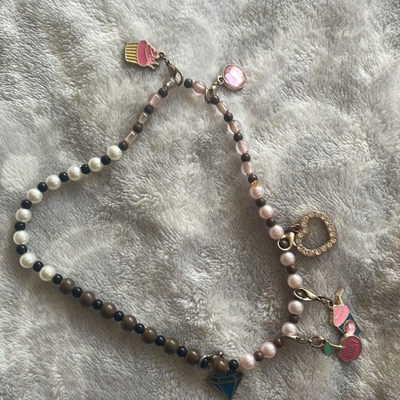 Bracelets - Picture 4 of 4